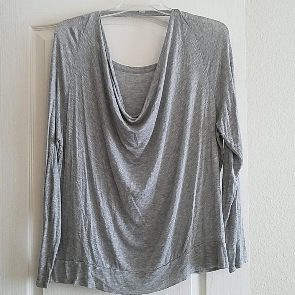 Grey Long sleeves t-shirt
